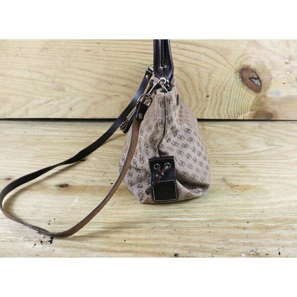Dooney Bourke Bag Tassel Signature Monogram Brown Tote Vintage Zipper USA - Picture 3 of 14